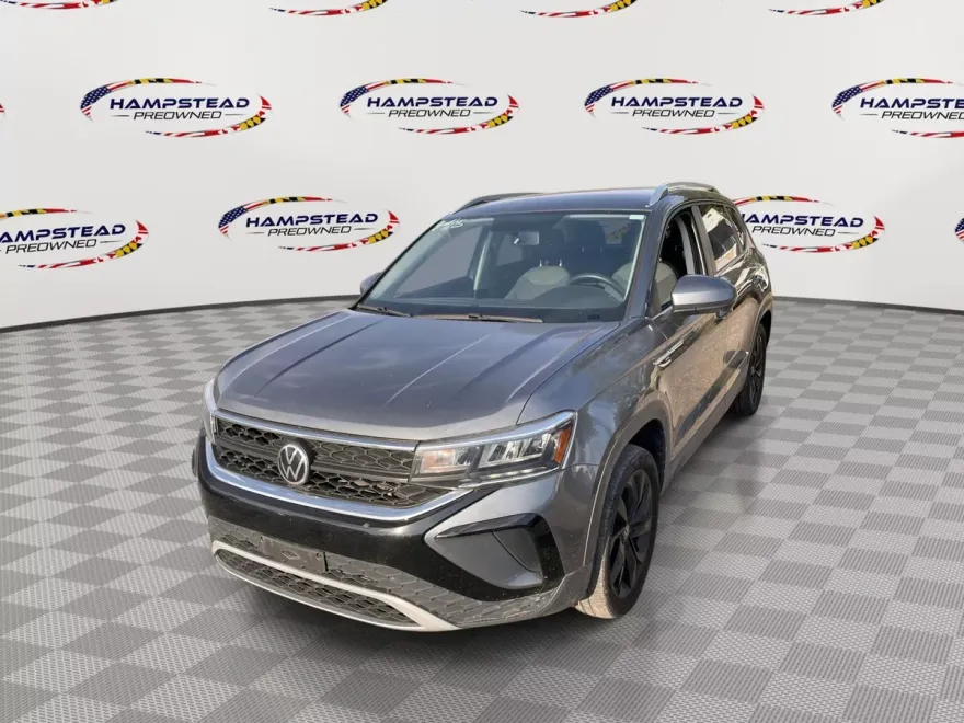 2022 Volkswagen Taos SE photo 1
