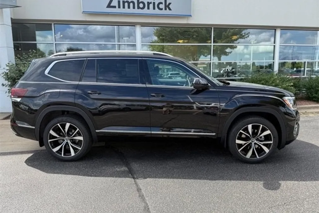 2026 Volkswagen Atlas SEL Premium R-Line photo 1