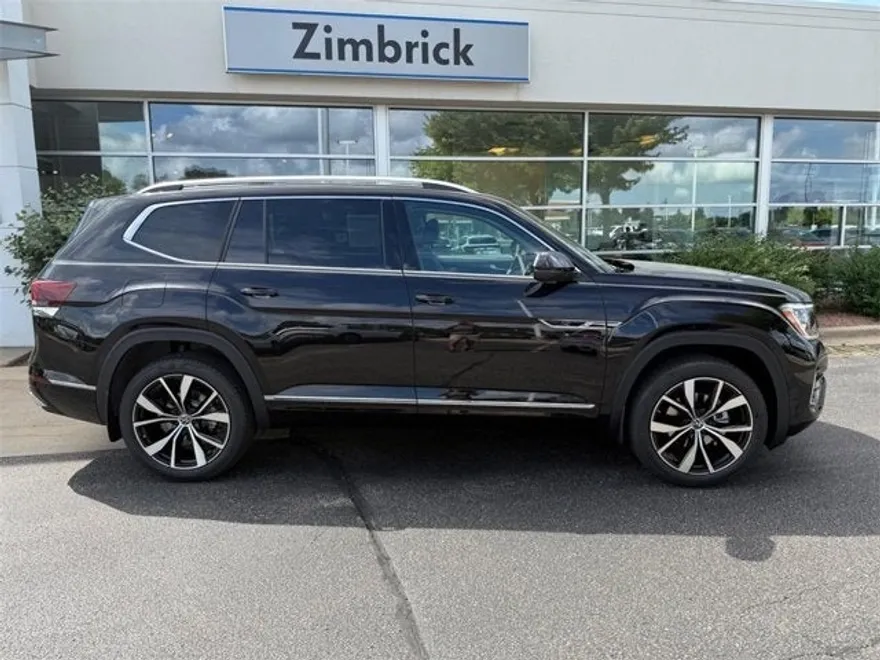 2026 Volkswagen Atlas SEL Premium R-Line photo 1