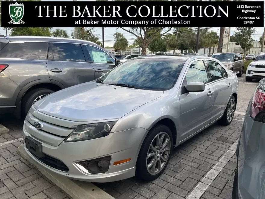 2012 Ford Fusion SEL photo 1