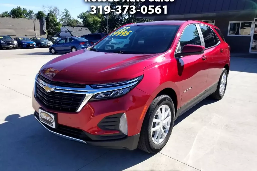 2022 Chevrolet Equinox LT photo 1