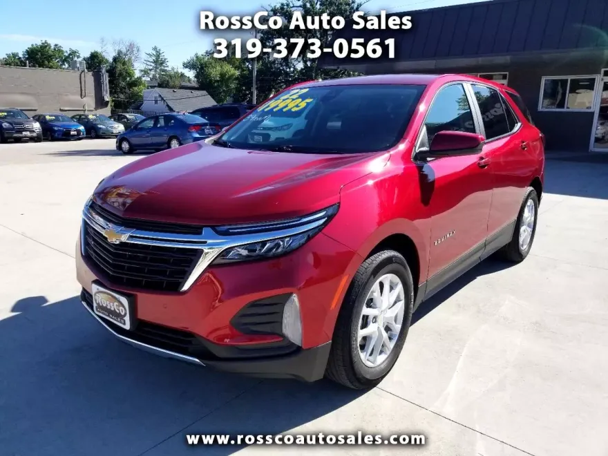 2022 Chevrolet Equinox LT photo 1