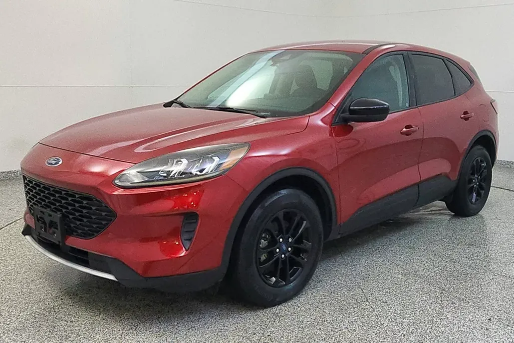 2020 Ford Escape SE Sport Hybrid photo 1