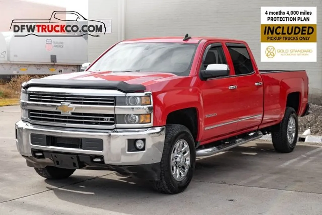 2015 Chevrolet Silverado LTZ photo 1