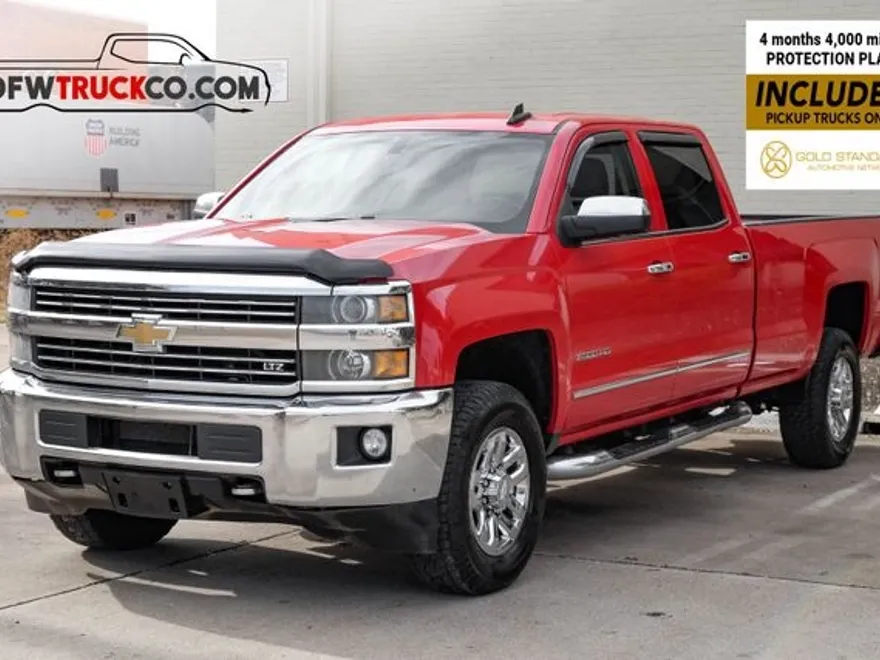 2015 Chevrolet Silverado LTZ photo 1
