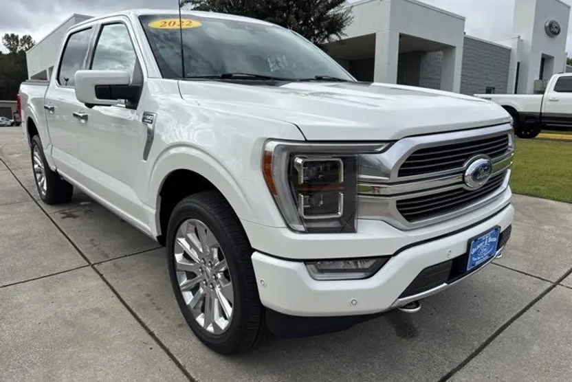 2022 Ford F-150 Limited photo 1