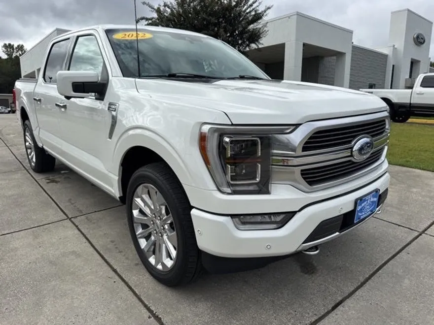 2022 Ford F-150 Limited photo 1