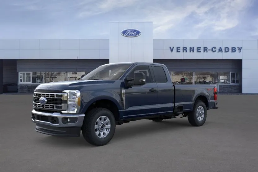 2025 Ford F-350 XLT photo 1