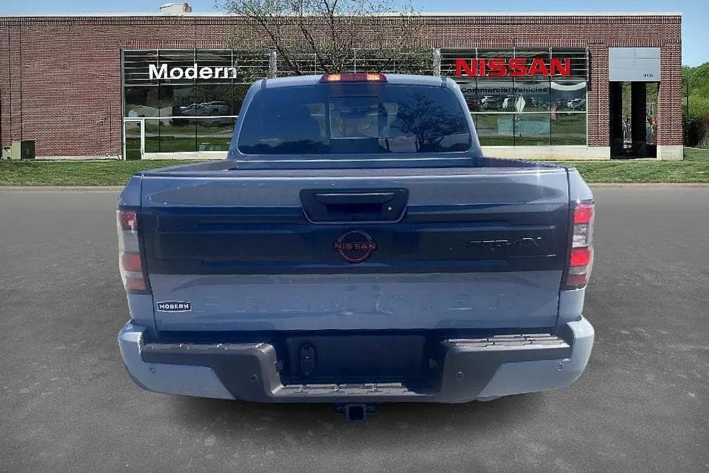 2026 Nissan Frontier Crew Cab PRO-4X photo 1