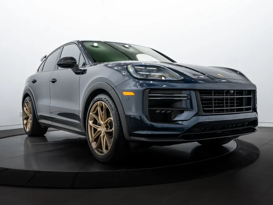 2024 Porsche Cayenne Turbo GT photo 9