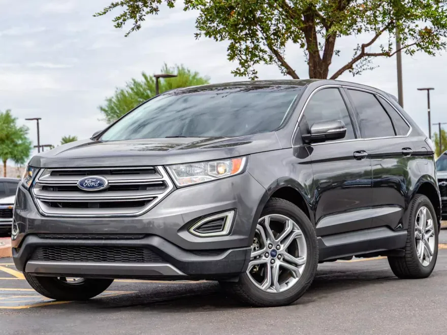 2017 Ford Edge Titanium photo 1