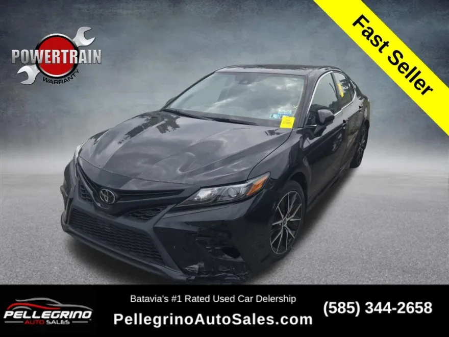 2022 Toyota Camry SE photo 1