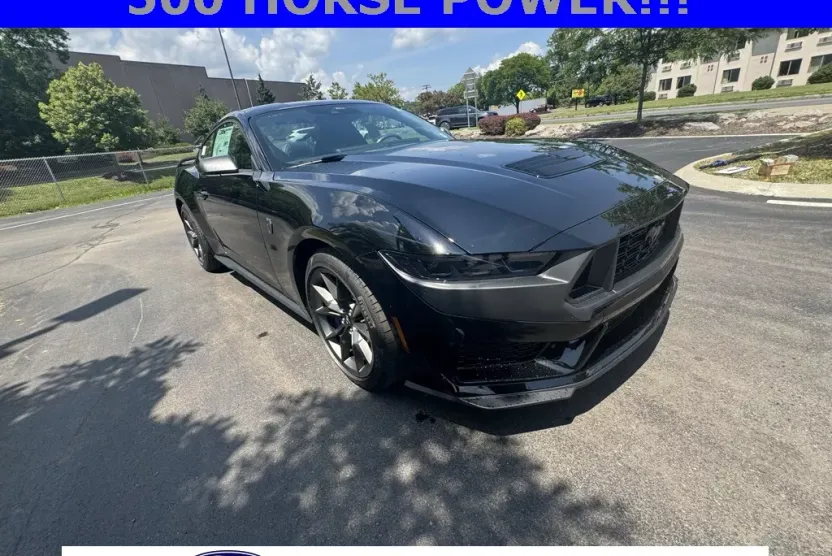 2025 Ford Mustang Dark Horse Premium photo 1