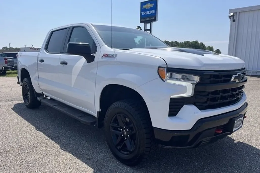 2023 Chevrolet Silverado 1500 LT Trail Boss photo 1