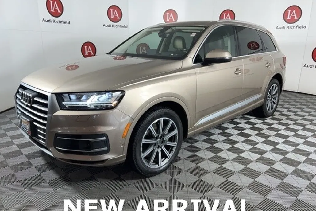 2019 Audi Q7 55 Prestige photo 1