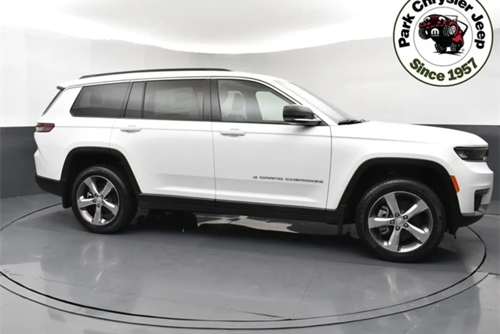 2025 Jeep Grand Cherokee Limited photo 1