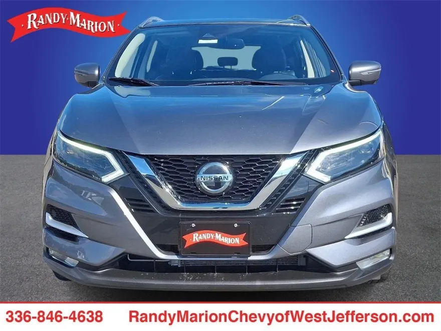 2022 Nissan Rogue Sport SL photo 1