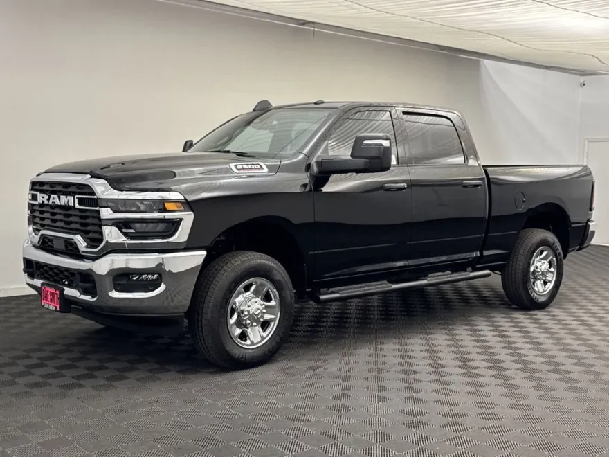 2025 Ram 2500 Tradesman photo 1