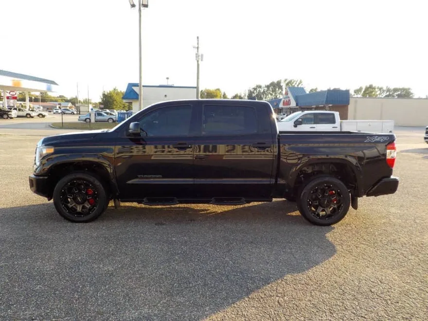 2020 Toyota Tundra SR5 Grade photo 1