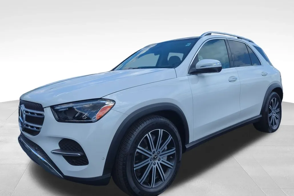 2024 Mercedes Benz GLE 450 4MATIC photo 1