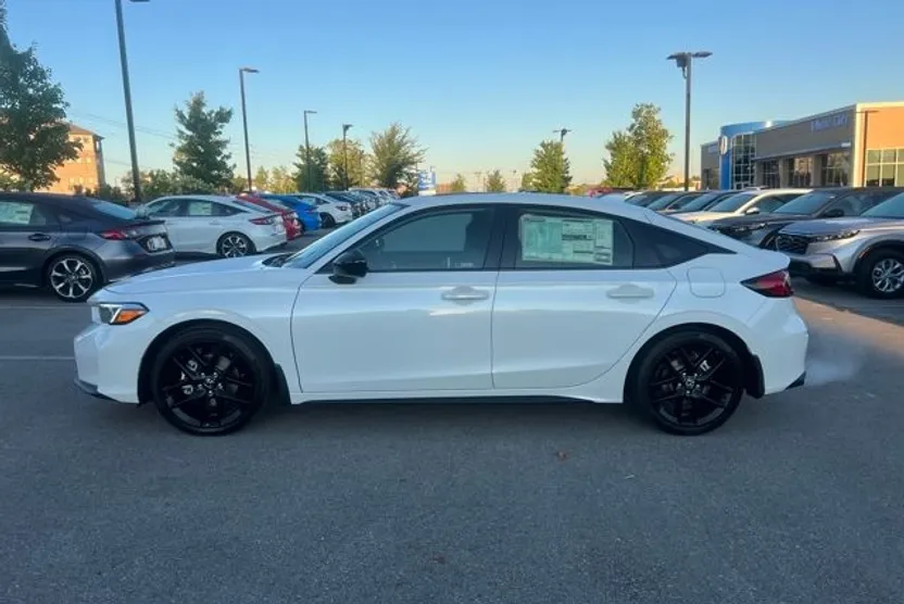 2026 Honda Civic Hatchback Sport Hybrid photo 1