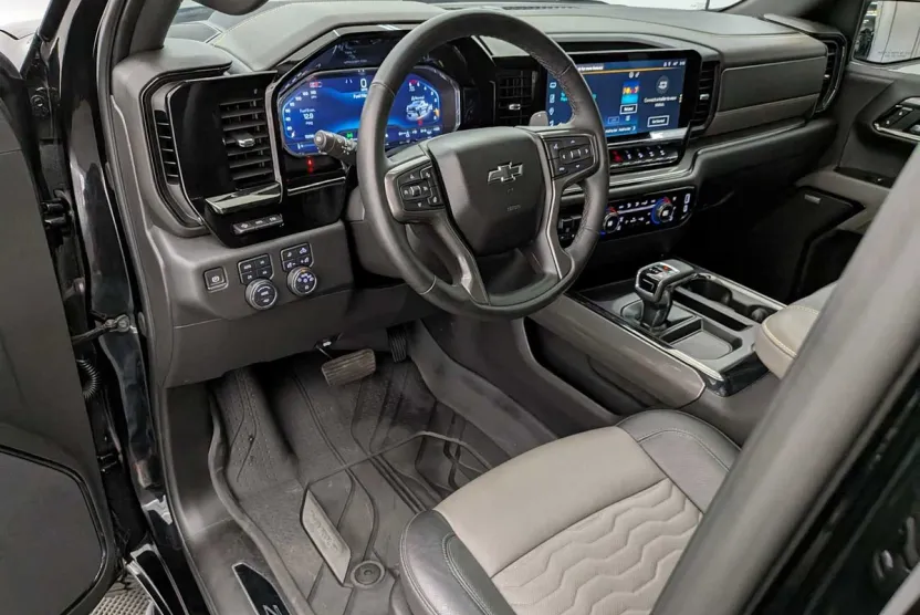 2024 Chevrolet Silverado 1500 ZR2 photo 1