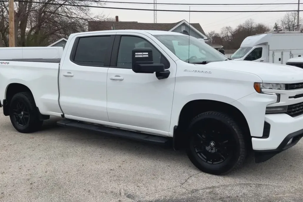 2022 Chevrolet Silverado 1500 RST photo 1