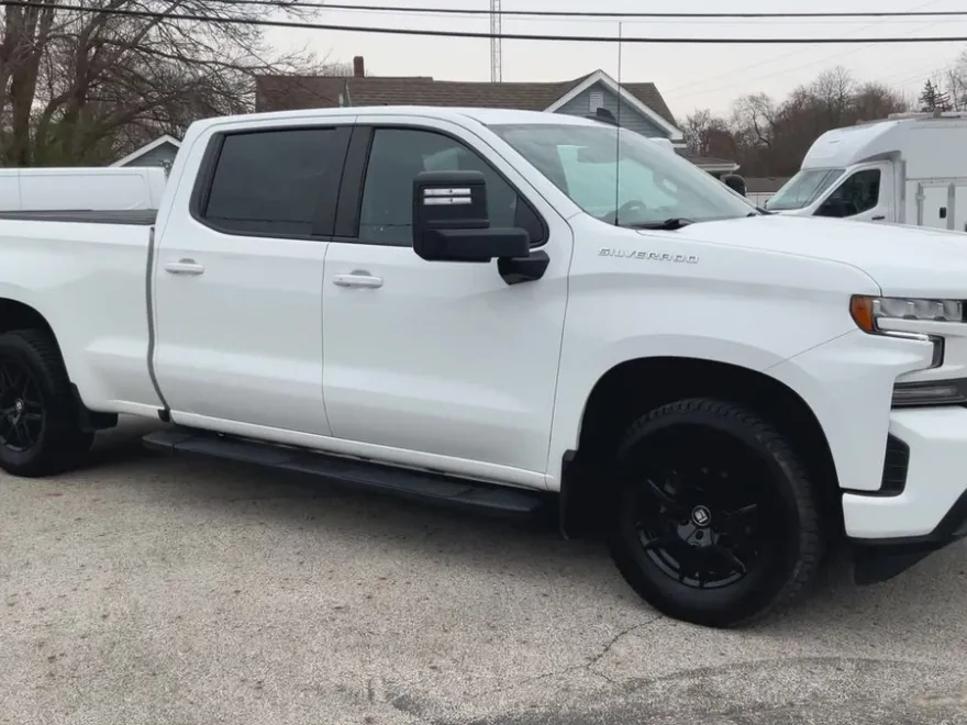 2022 Chevrolet Silverado 1500 RST photo 1