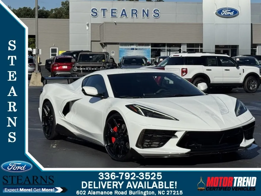 2020 Chevrolet Corvette Stingray 3LT photo 1