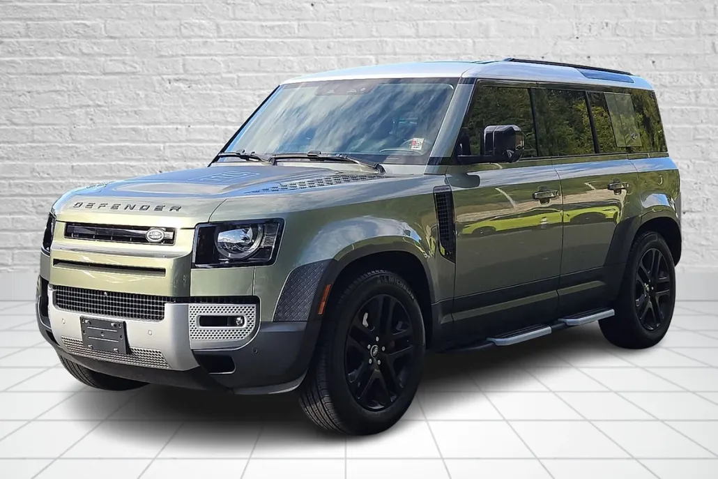 2020 Land Rover Defender 110 photo 1