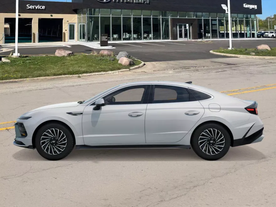 2026 Hyundai Sonata Hybrid Limited photo 1