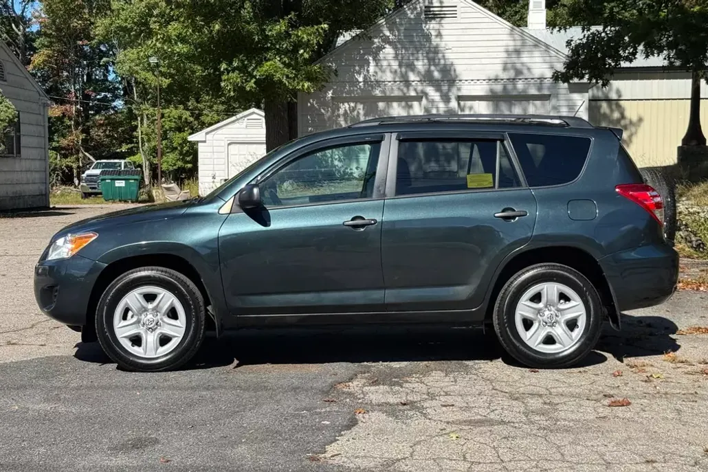 2011 Toyota RAV4 Sport photo 1