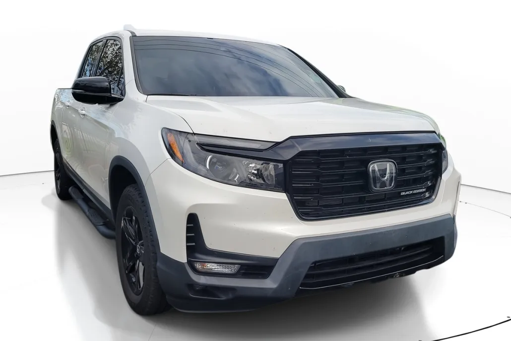 2022 Honda Ridgeline Black Edition photo 1