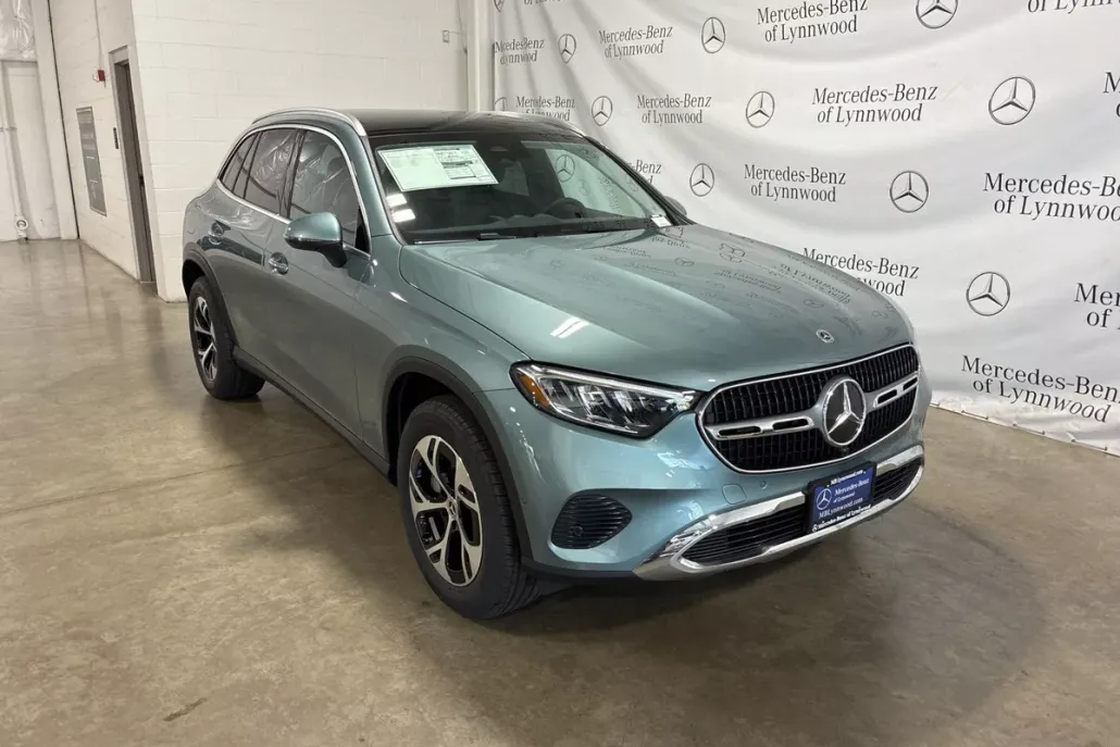 2026 Mercedes Benz GLC 350e 4MATIC photo 1