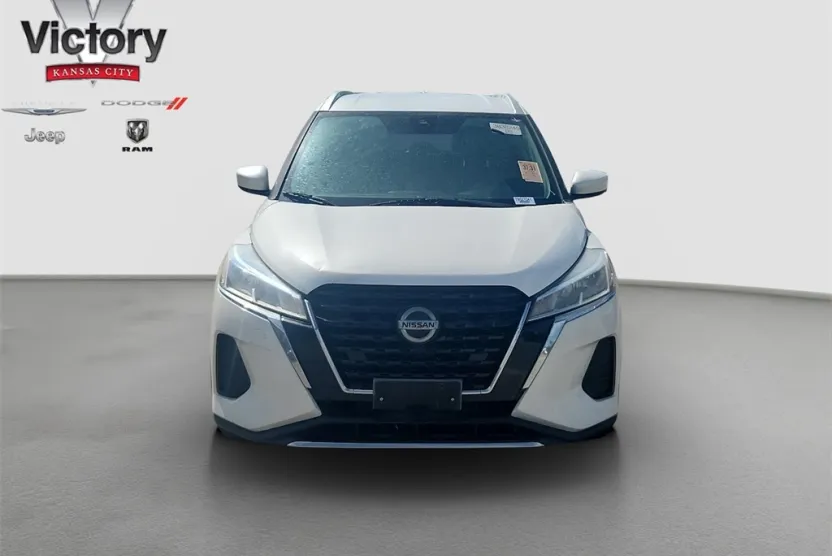 2021 Nissan Kicks SV photo 1