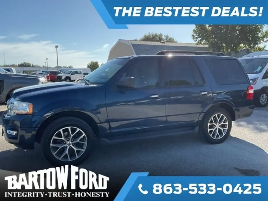 2015 Ford Expedition XLT photo 1