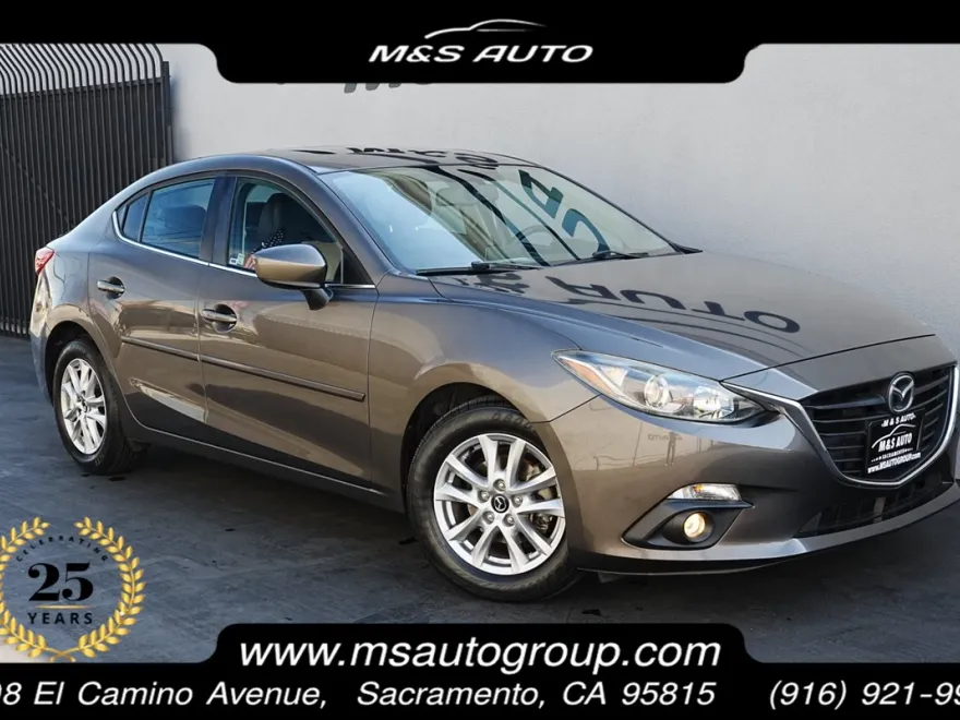 2016 Mazda Mazda3 Grand Touring photo 1