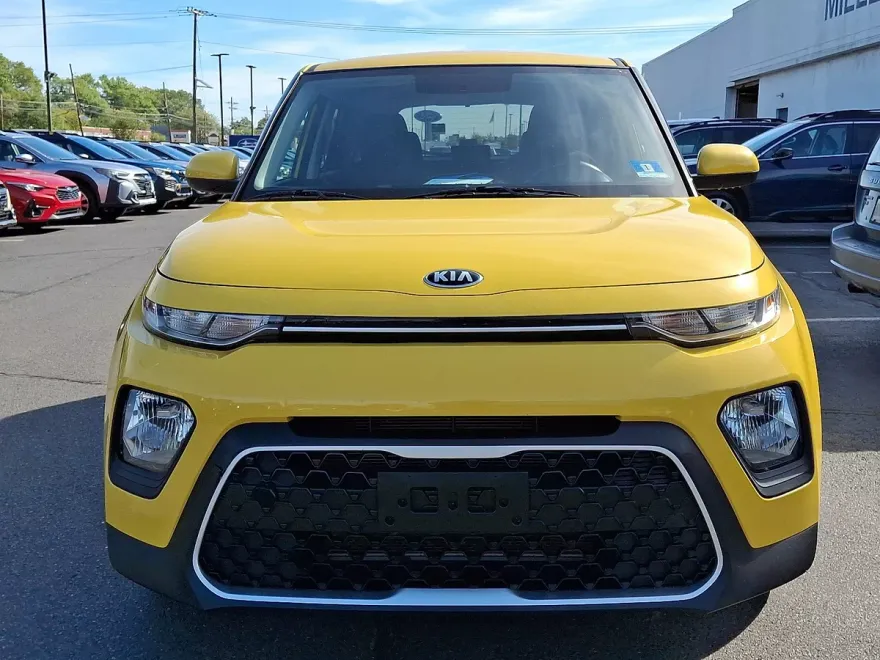 2020 Kia Soul LX photo 1