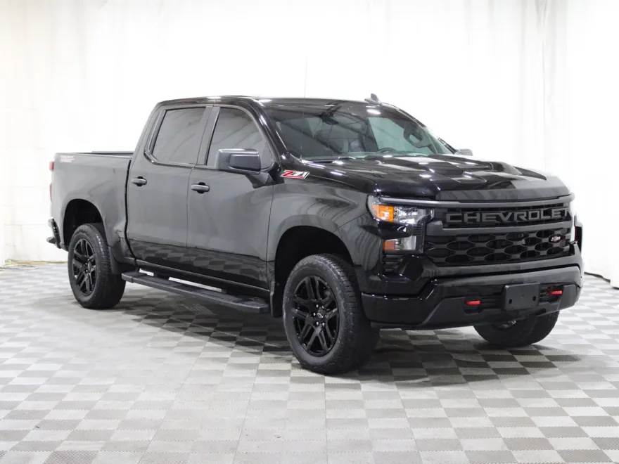2022 Chevrolet Silverado 1500 Custom Trail Boss photo 1