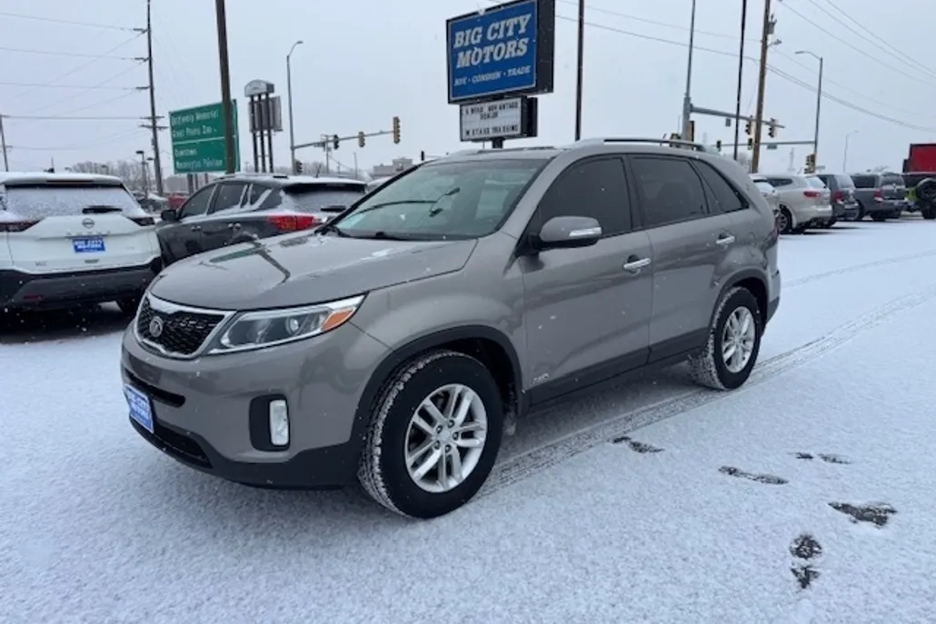 2014 Kia Sorento LX photo 1