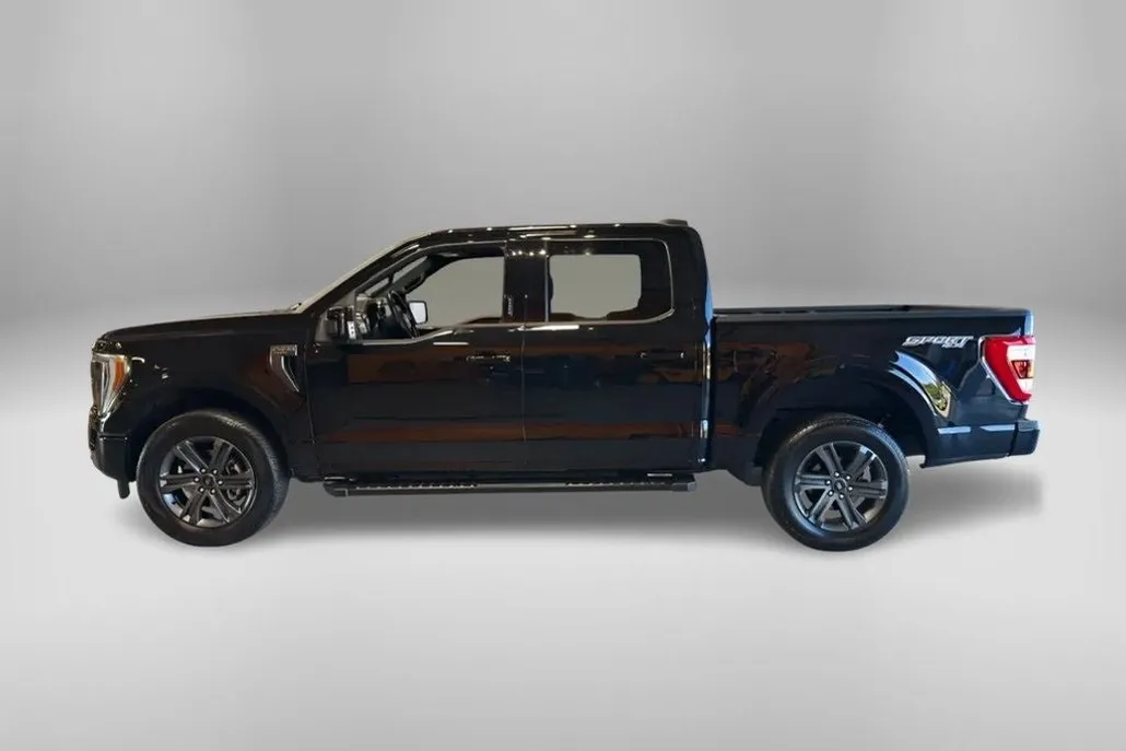 2023 Ford F-150 Lariat photo 1