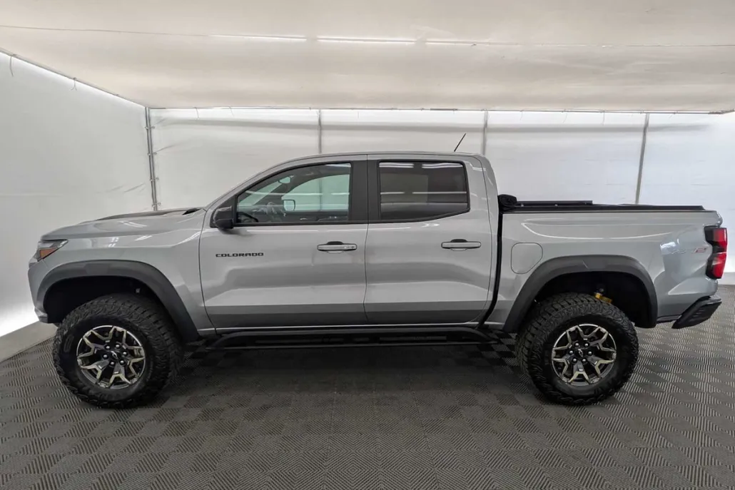 2024 Chevrolet Colorado ZR2 photo 1