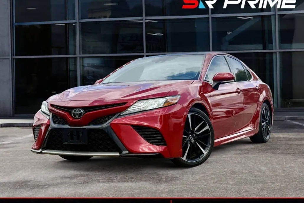 2019 Toyota Camry XSE V6 photo 1