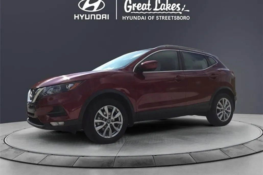 2022 Nissan Rogue Sport SV photo 1