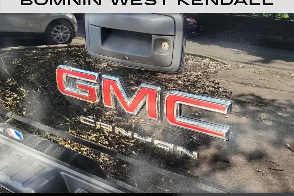 2022 Gmc Canyon Elevation photo 1
