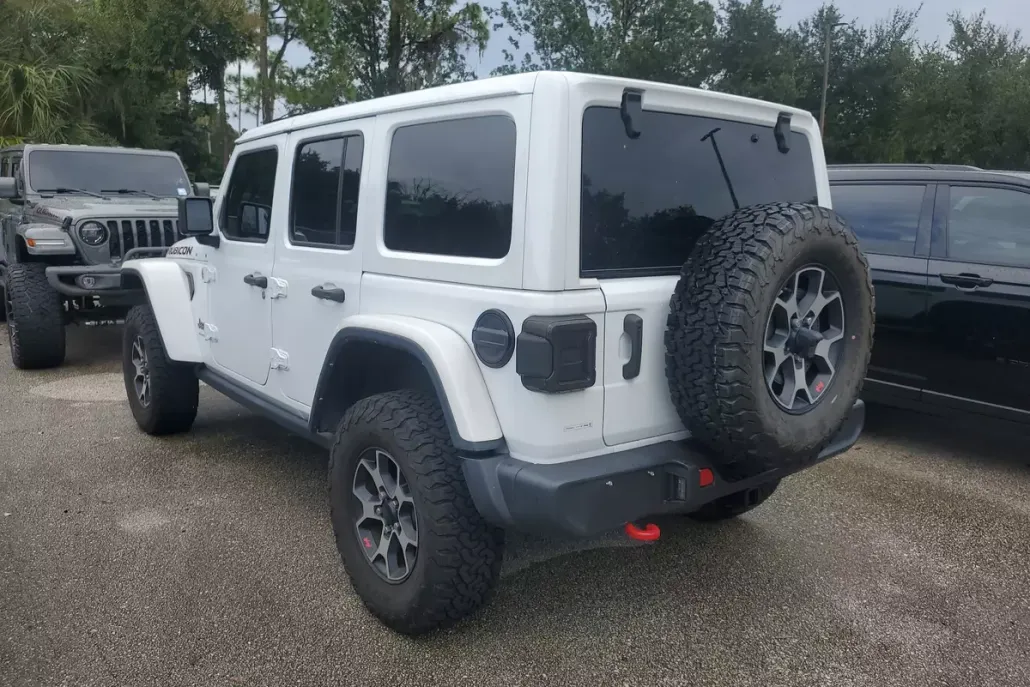 2023 Jeep Wrangler Rubicon photo 1