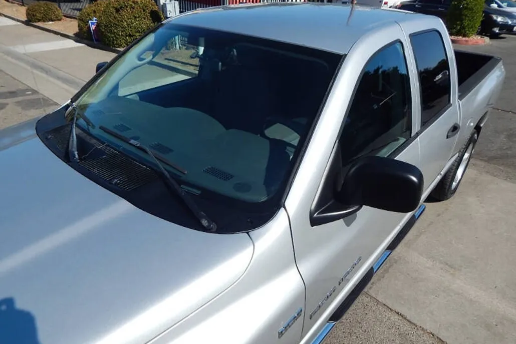 2007 Dodge Ram SLT photo 1