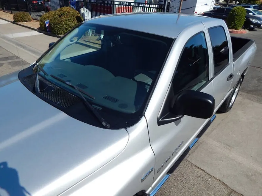 2007 Dodge Ram SLT photo 1