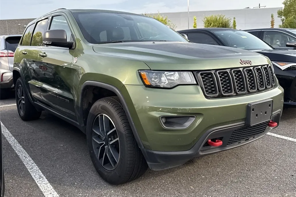 2019 Jeep Grand Cherokee Trailhawk photo 1