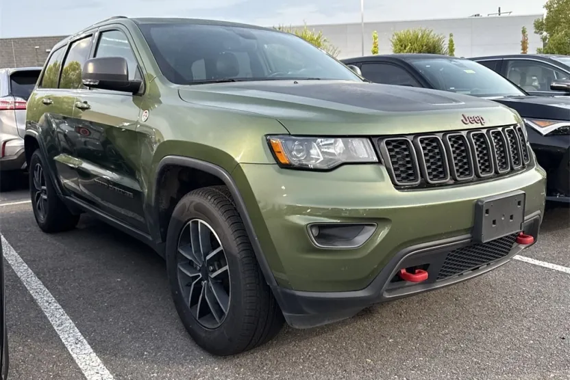 2019 Jeep Grand Cherokee Trailhawk photo 1